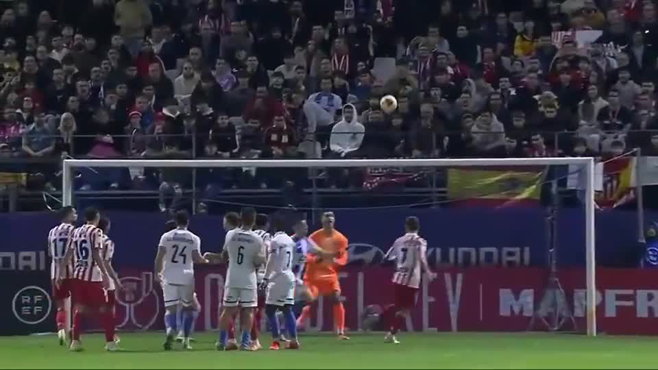 马雷斯卡：后面两轮需全胜才能确保前八，弗法纳眼睛伤的很重