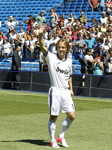 全北现代2-1光州捧杯，大田韩亚、浦项铁人、江原获亚冠资格